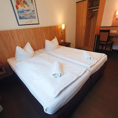 Sport Inklusive Schwimmbad, Sauna Und Fruehstueck Naehe Europa-park 호텔 4*