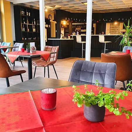 Sport Inklusive Schwimmbad, Sauna Und Fruehstueck Naehe Europa-park 4* Kenzingen