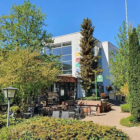 ホテル Sport Inklusive Schwimmbad, Sauna Und Fruehstueck Naehe Europa-park 4*