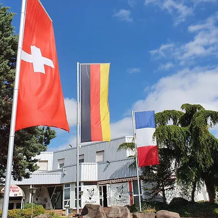 ホテル Sport Inklusive Schwimmbad, Sauna Und Fruehstueck Naehe Europa-park ケンツィンゲン
