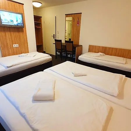 Sport Inklusive Schwimmbad, Sauna Und Fruehstueck Naehe Europa-park 켄진겐